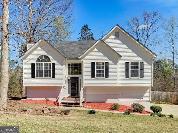 155 Rainbow Ln, Hiram, GA 30141