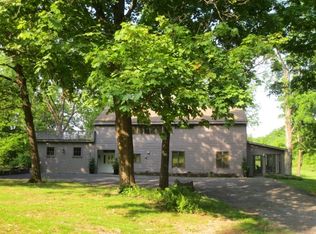 65 Leggett Rd, Stone Ridge, NY 12484