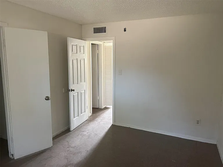 1820 Wooten Park Dr #104 — Photo 11