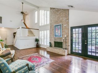 1915 Courtney Lane Dr, Houston, TX 77042