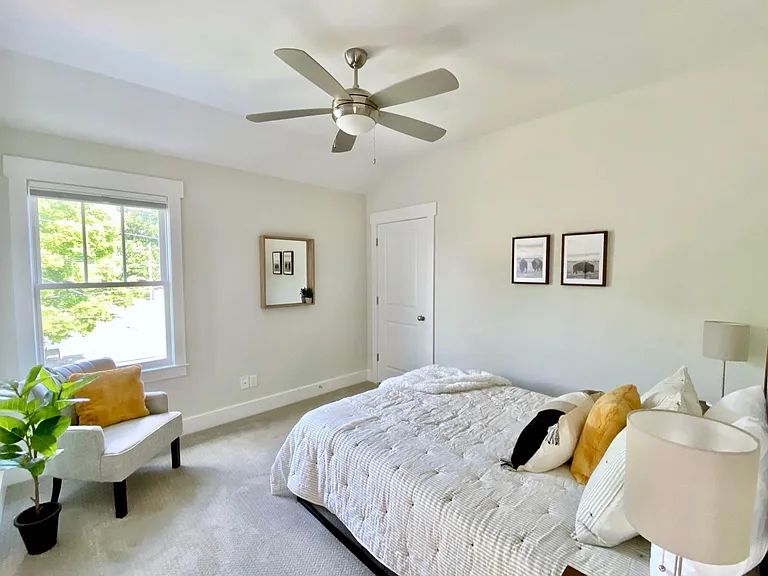 1002A Caldwell Ave — Photo 21
