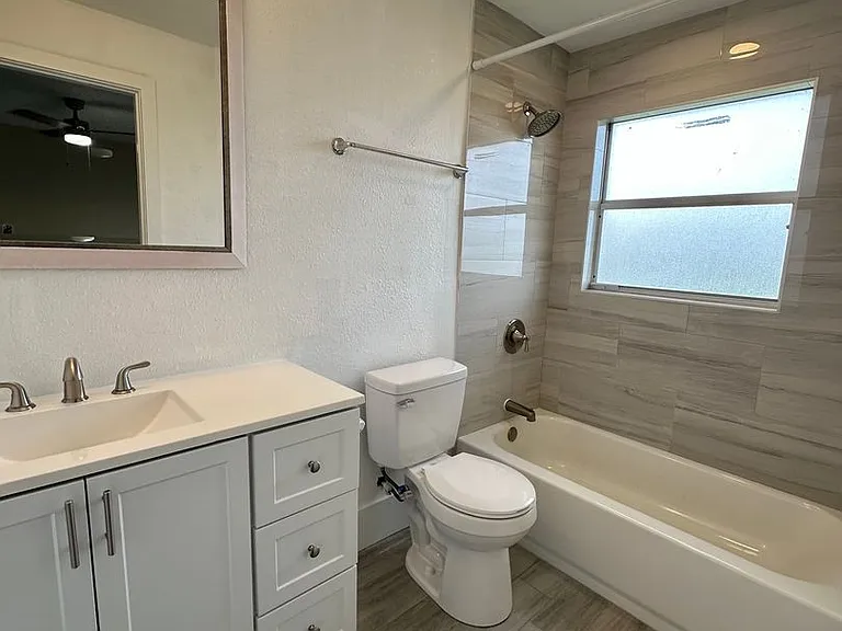 3629 SE 15th Pl — Photo 15