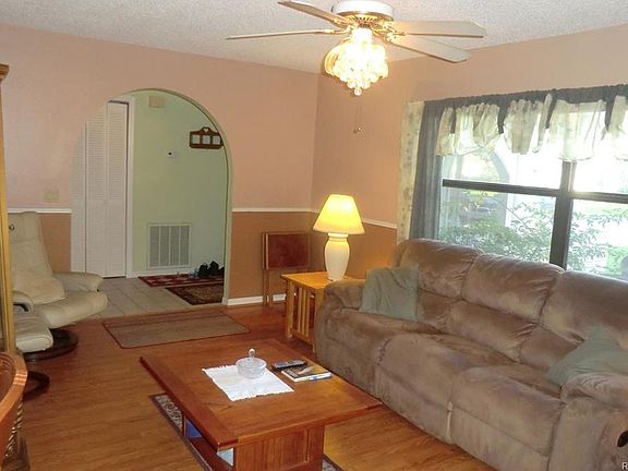 5th image of 9636 N Cortlandt Dr
