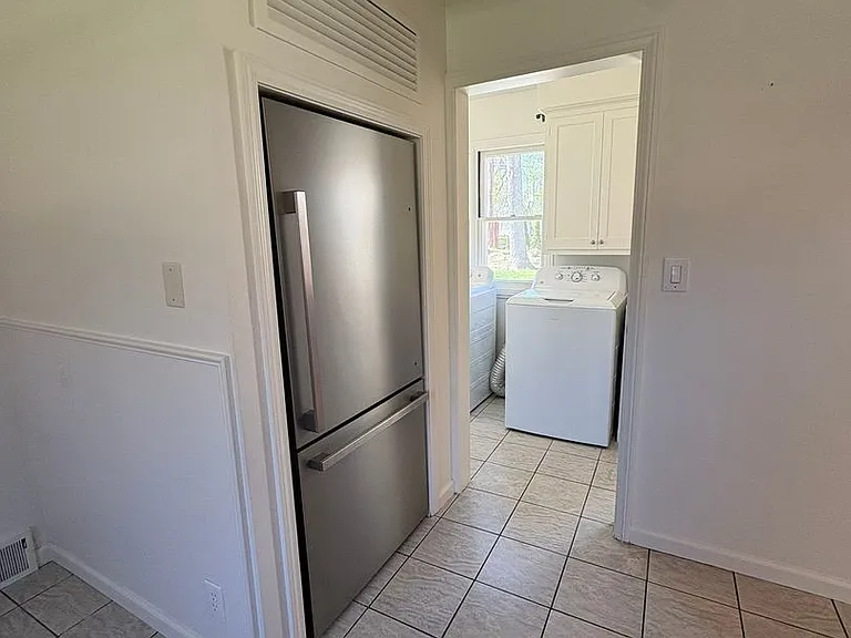 24975 Franklin Park Dr — Photo 17