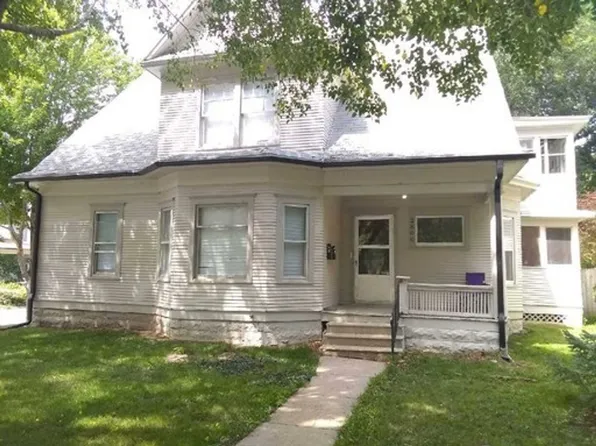 2800 R, 2800 R St #2, Lincoln, NE 68503