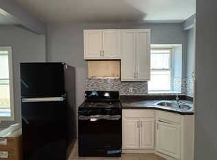 554 Avenue C APT 4D, Bayonne, NJ 07002