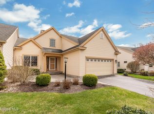 77 Walden Fields Dr, Delmar, NY 12054