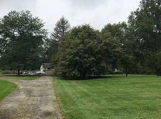 2488 N Rochester Rd, Oakland, MI 48363