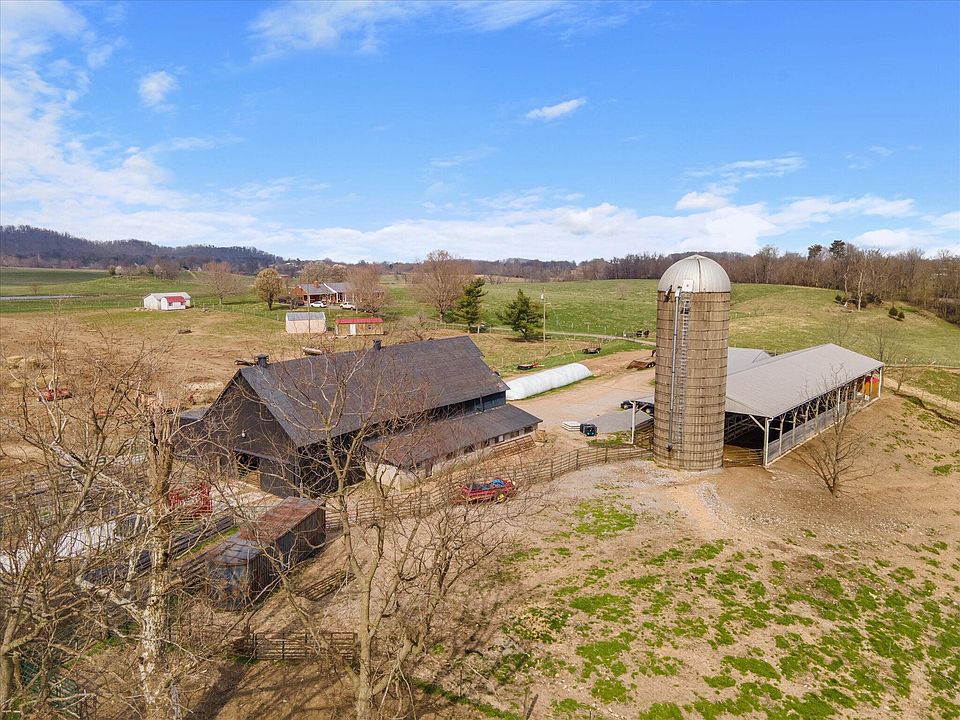 2955 Kentucky 2141 Highway, Stanford, KY 40484 Zillow