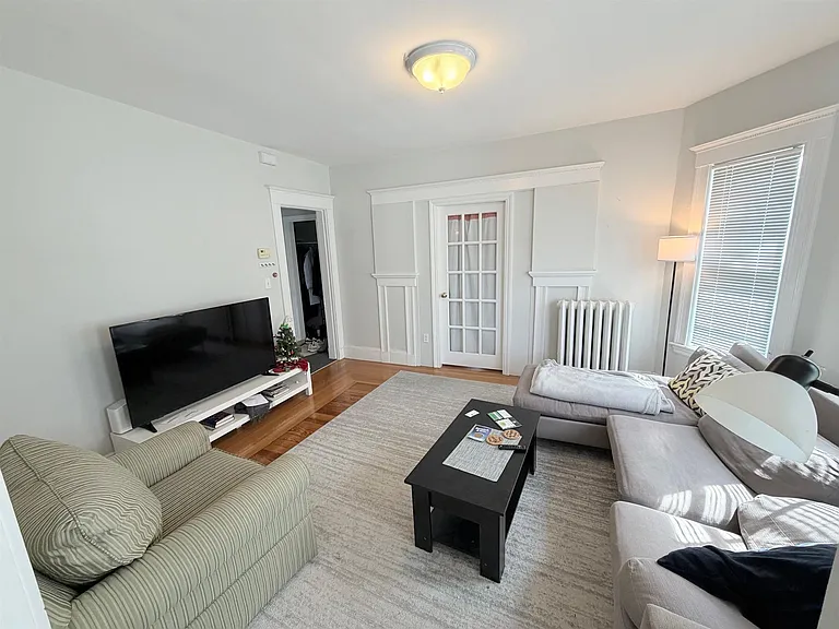 25 Leonard St #1 — Photo 4