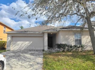 107 Wheatfield Cir, Sanford, FL 32771
