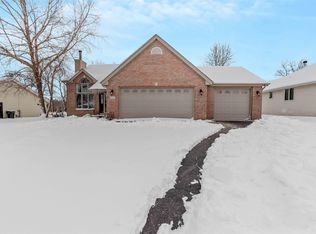 6727 Butterfield Dr, Cherry Valley, IL 61016