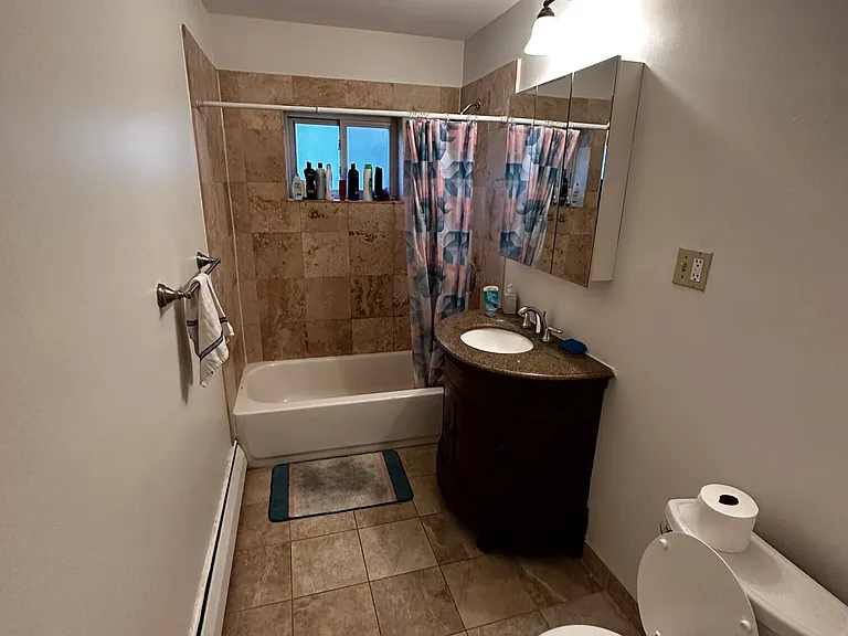 63 Chiswick Rd #4A — Photo 7