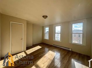 910 Edmondson Ave APT 3, Baltimore, MD 21223