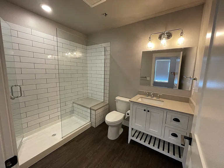 605 N 7th Ave #202 — Photo 6
