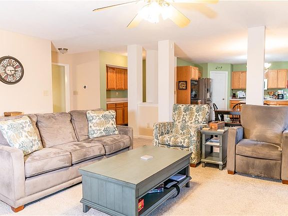 4th image of 13695 McDowell Dr