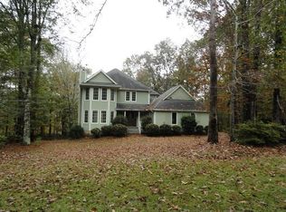 110 Carriage Ct, Greenwood, SC 29646
