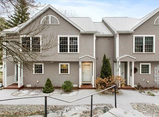 149 Riverside Townhouses Rd UNIT 25, Manchester Center, VT 05255