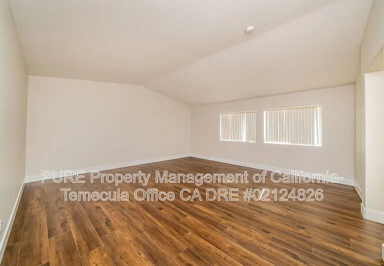 38669 Clearbrook Dr — Photo 40