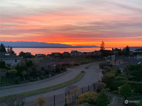 6230 138th Place SW, Edmonds, WA 98026
