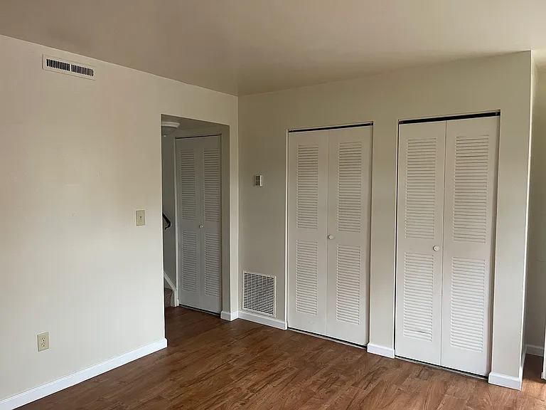 Colonial Estates — Photo 21
