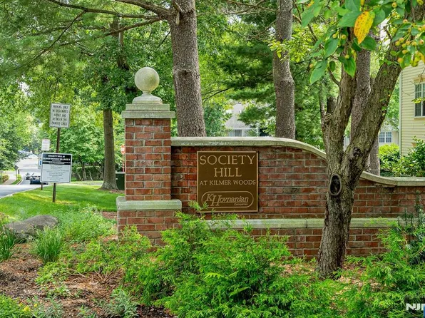 631 Plum Ter, Mahwah, NJ 07430