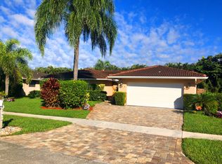 7063 San Sebastian Cir, Boca Raton, FL 33433