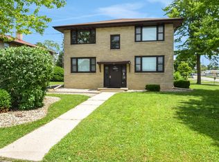 701 Pinecrest Dr, Madison, WI 53714
