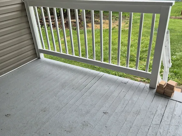 23 Pond Hill Rd #B2, Shickshinny, PA 18655