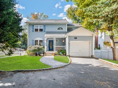 2463A New York Ave, Melville, NY, 11747