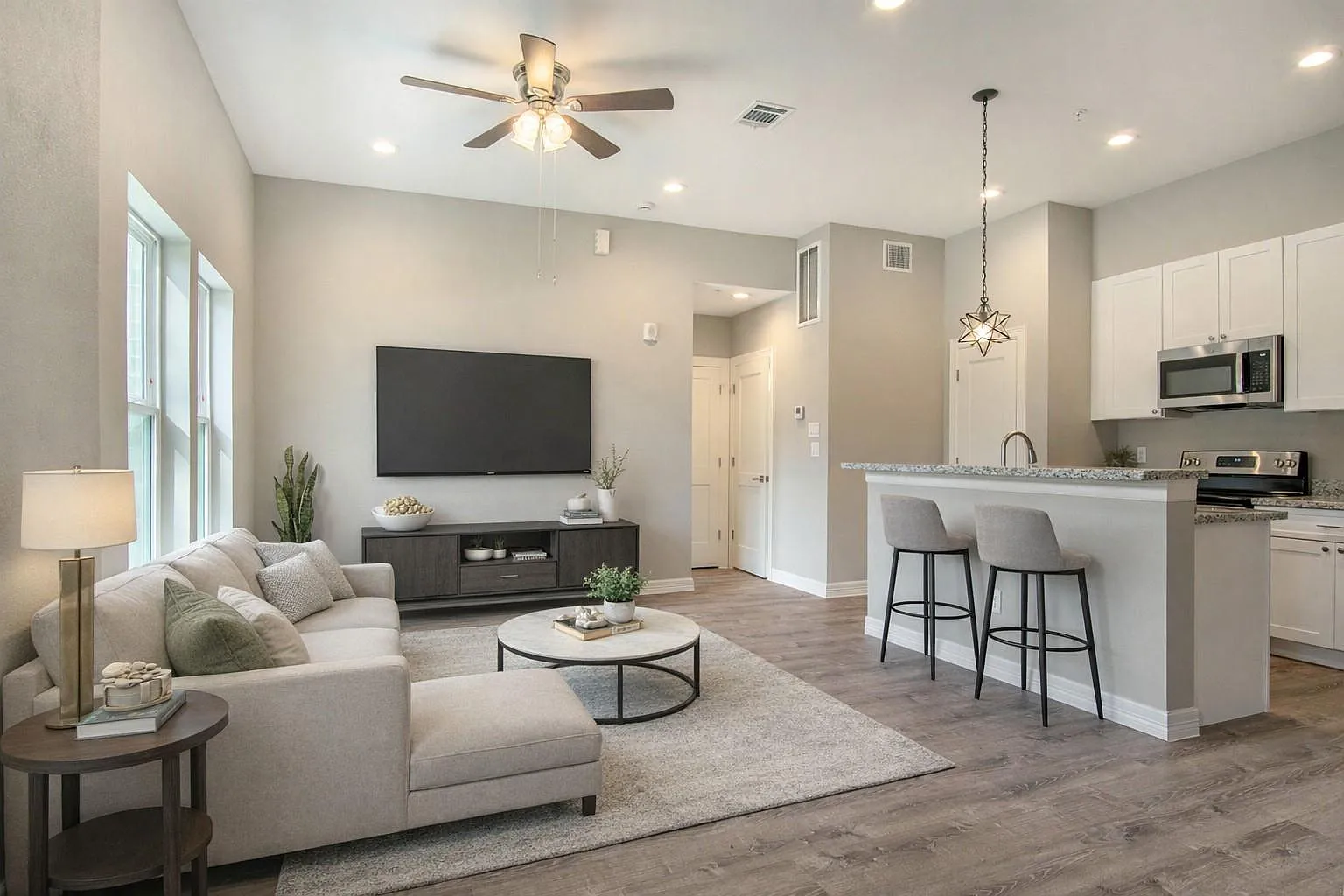 1 bed, 1.0 bath, 650 sqft, $1,525 — Photo 3