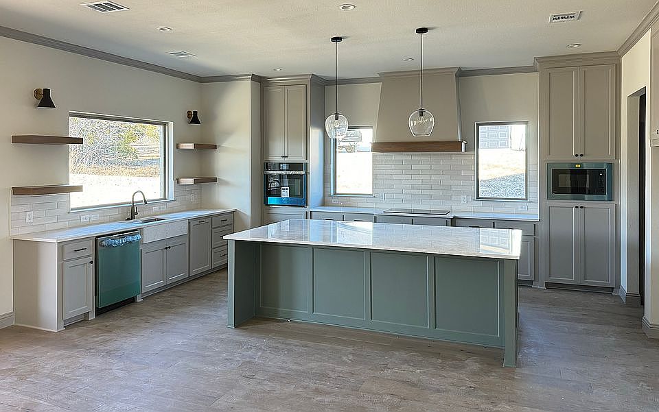 2nd image of 3309 Acorn Hill Trl