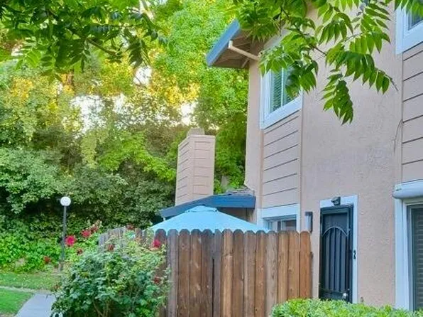 5804 Peppermill Ct APT 2, Sacramento, CA 95841