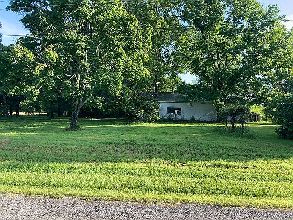 4th image of 497 E 380th Rd