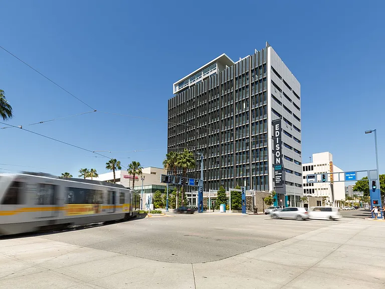 Edison Long Beach — Photo 13