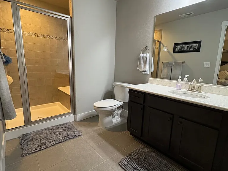 2302 Tabor St — Photo 17