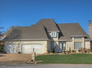 5032 SW Kingfisher Dr, Lees Summit, MO 64082