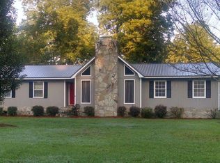 7075 Three Oaks Dr W, Macon, GA 31216