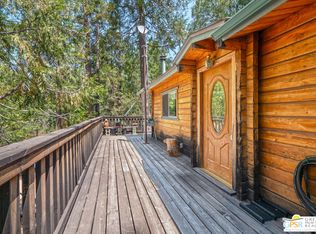 6307 Cedar Ct, Angelus Oaks, CA 92305