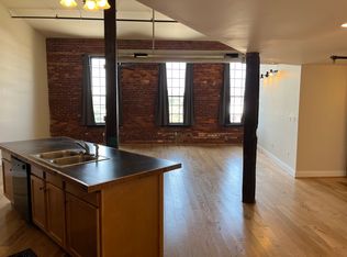 265 N. Queen St. Apt. 304 York, Pa 17403 **Gable Flats, York, PA 17403