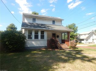 952 Dan St, Akron, OH 44310