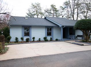 17 Club Point, Taylors, SC 29687