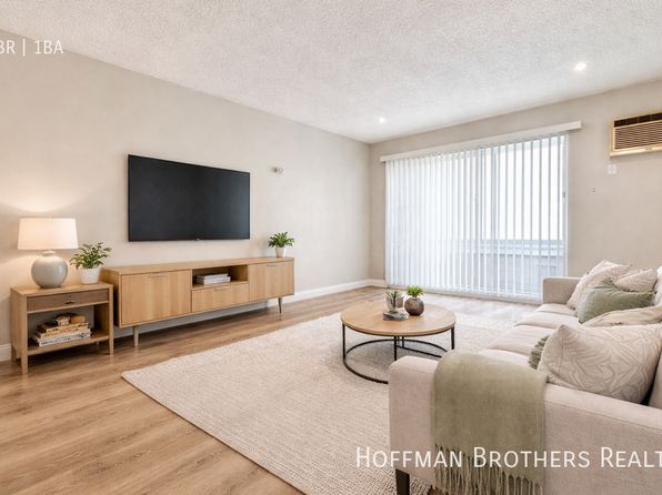 5452 Sierra Vista Ave #206
