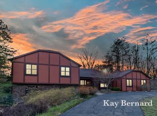 8735 Glen Nevis Rd NE, Ada, MI 49301