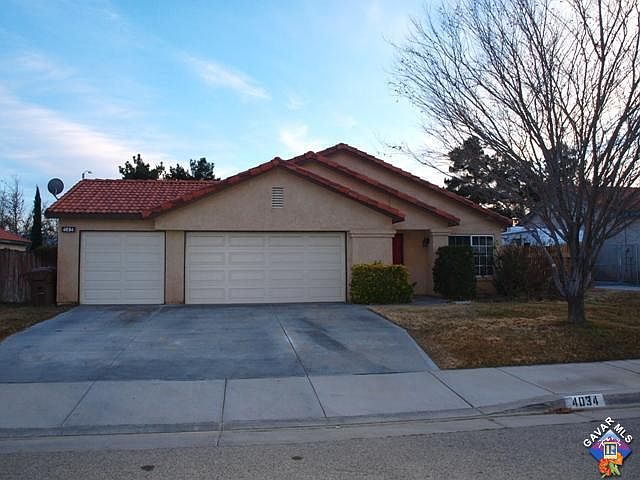 1st image of 4034 Elwood Ave