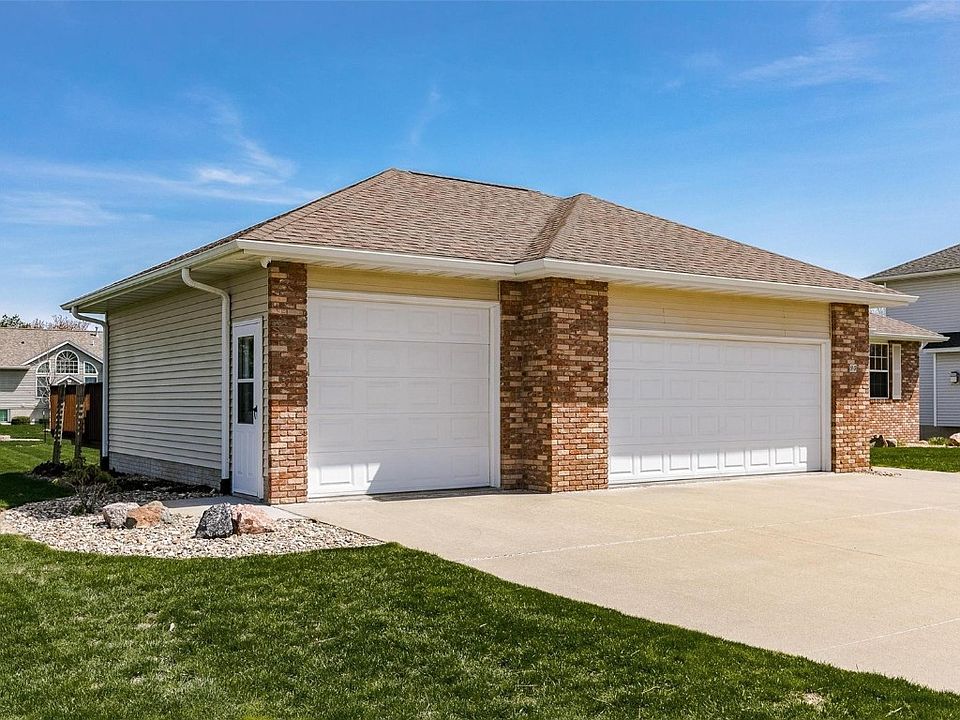 90 Amy Dr, Robins, IA 52328 Zillow