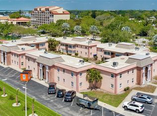 7001 Place De La Paix APT 2A, South Pasadena, FL 33707