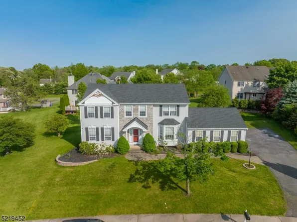 2 Orchard Dr, Readington Twp., NJ 08889