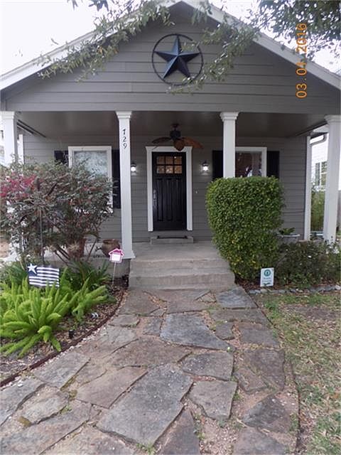 1st image of 729 Ashland St