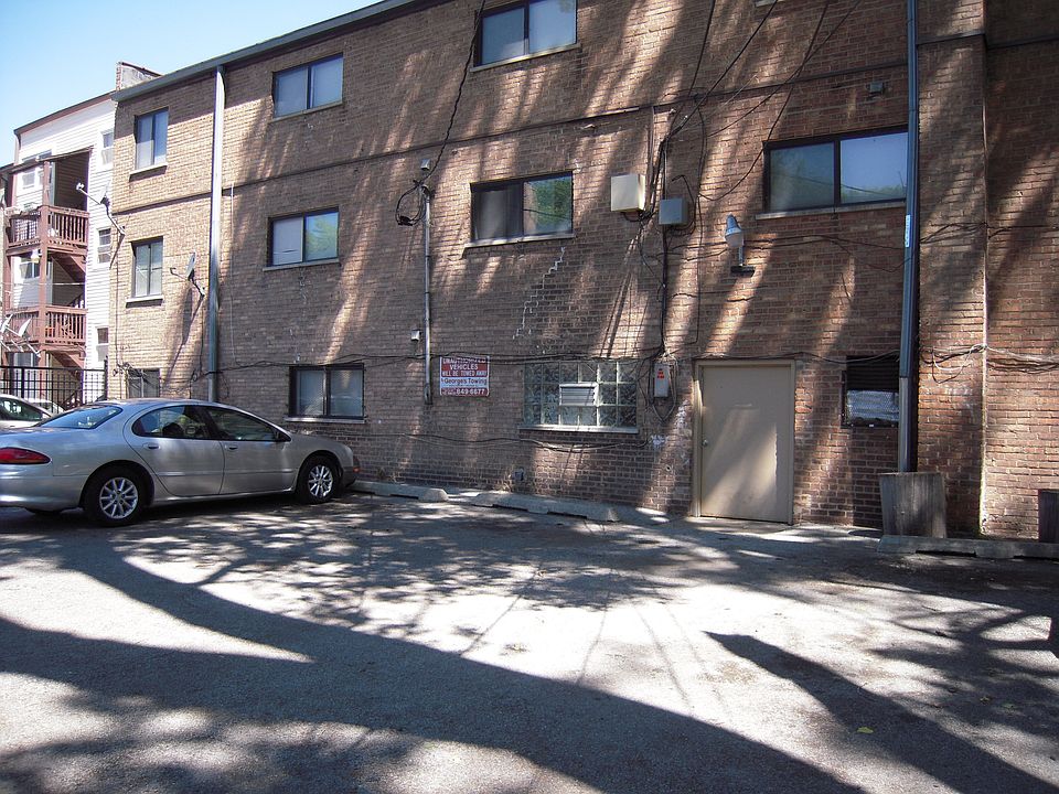 963 rear parking area_02162015